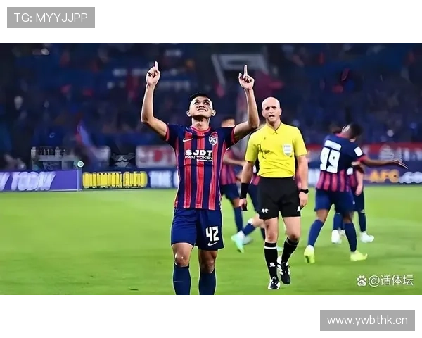 关键战一打就崩，上海申花的问题根本藏不住了