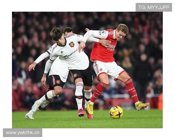 特里皮尔与沃克：进攻型与防守型边卫对比分析